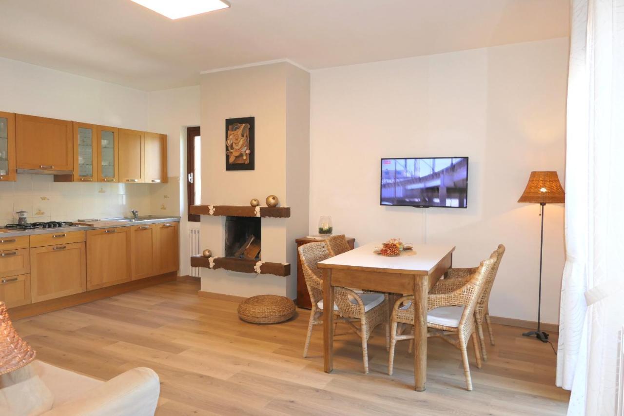 Casa Artis Apartment Граведона Екстериор снимка